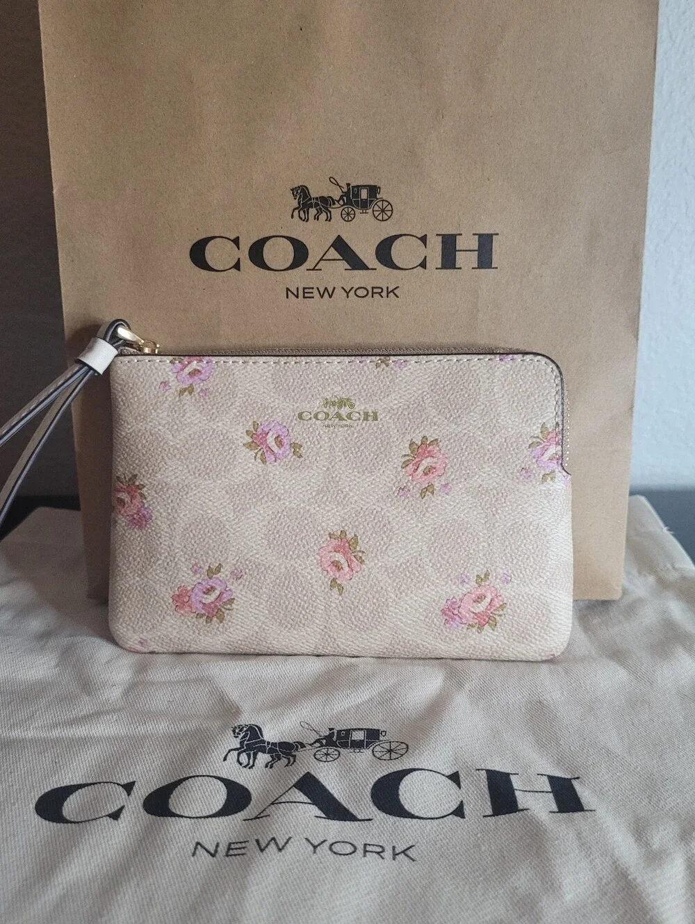 Coach Cream Floral Wristlet Pouch with Pink Roses - Picture 6 of 12